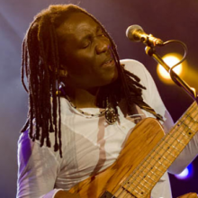 Richard Bona Resmi